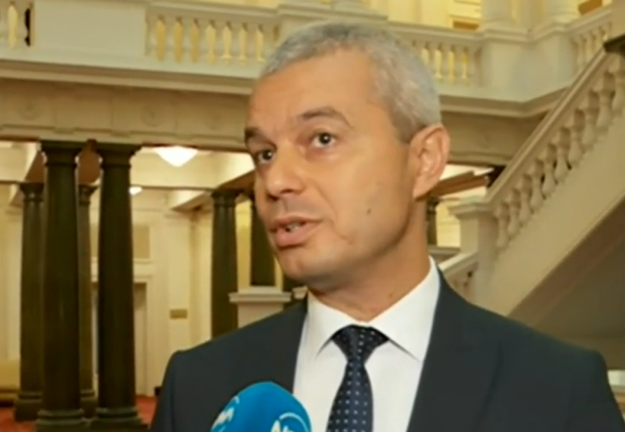 Костадинов: Законодателната програма на БСП бе писана в 12 без 5, на коляно, на Позитано. Радев да разпусне парламента възможно най-скоро