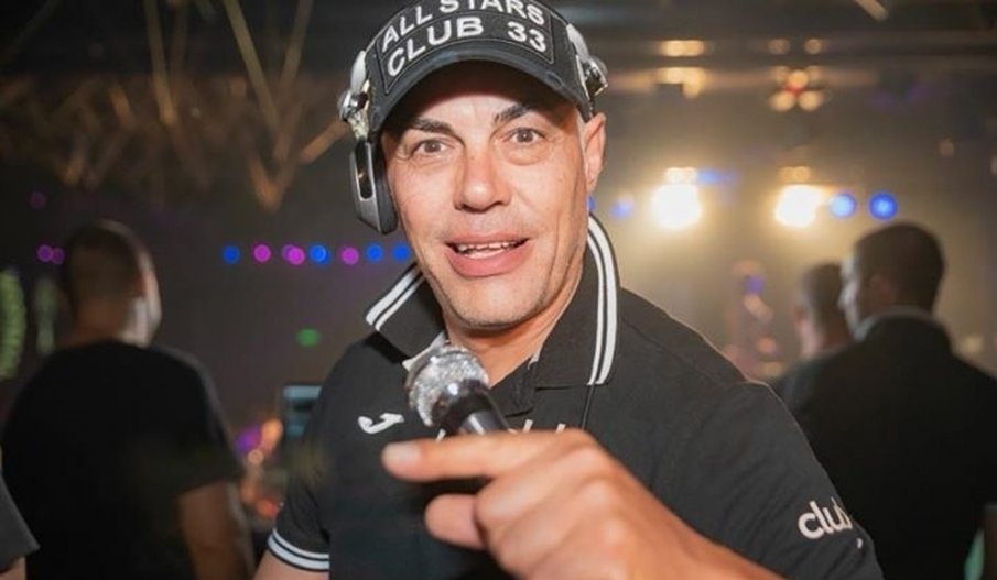 ГОРЧИВО: DJ Теди Джорджо вдигна морска сватба (СНИМКИ)