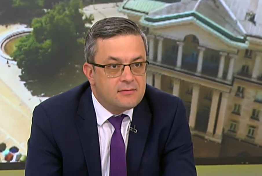 Тома Биков: Политическото лидерство да прояви смелост и саможертва