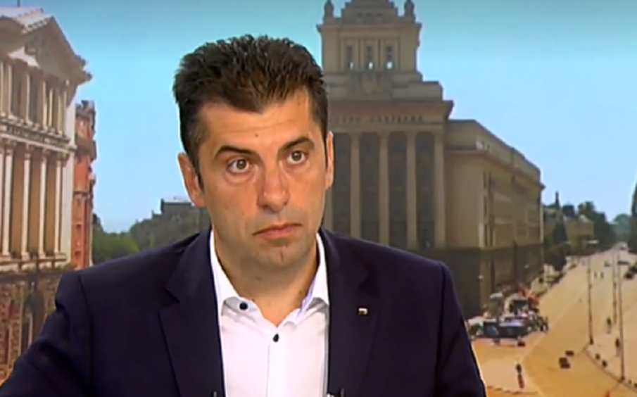 Киро блесна с кризисно интервю по Нова телевизия - щял да паркира кораб с газ в Гърция през октомври, бил се справил много добре с кризите. Борисов трябва да се пенсионира
