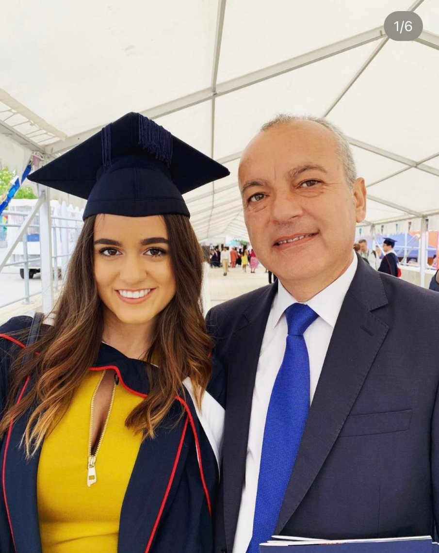 САМО В ПИК: Дъщерята на премиера Гълъб Донев с покъртителна изповед за баща си (УНИКАЛНИ СНИМКИ)