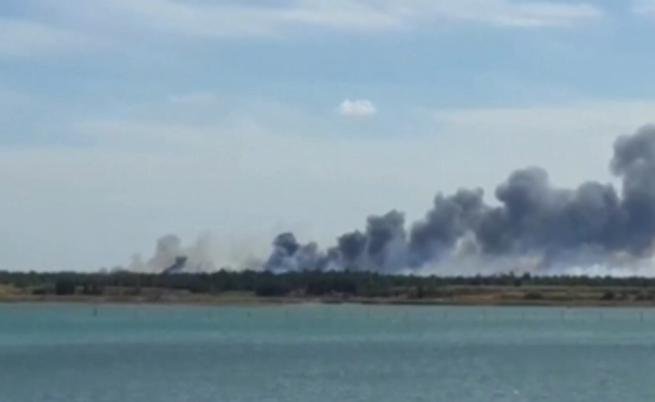 В Русия не вярват, че взривовете на военното летище в Крим са заради цигари