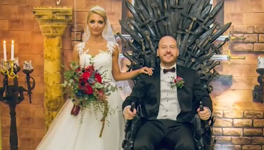 Железният трон от Игра на тронове оживя в Плевен