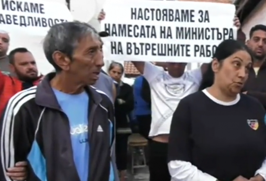 НАПРЕЖЕНИЕ: Ромите в Лом скочиха след масовия бой и смъртта на човек