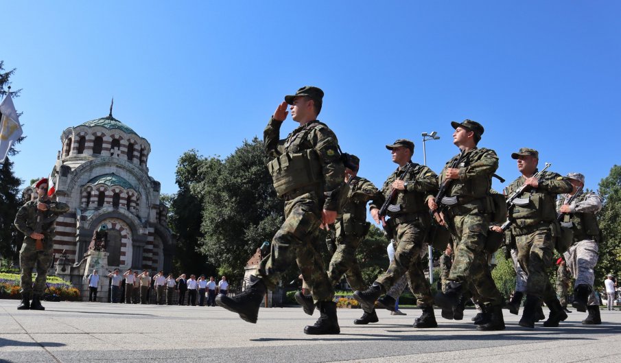 Плевен изпраща военни в Босна и Херцеговина (СНИМКИ)