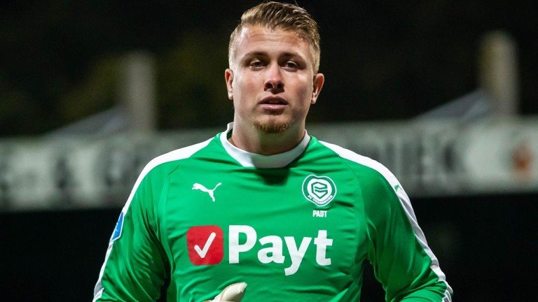 Лудогорец не пуска Падт в Нидерландия