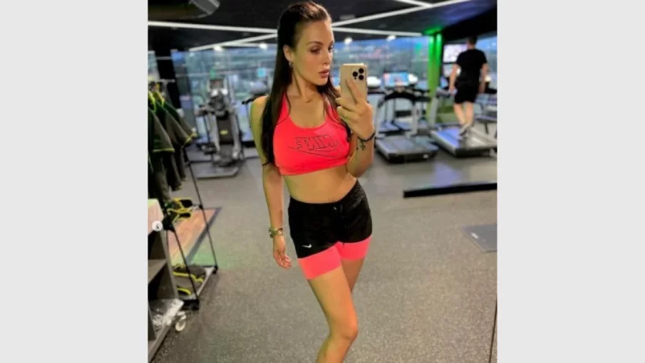 Симона е неузнаваема! Стопи 10 кила с глад и фитнес