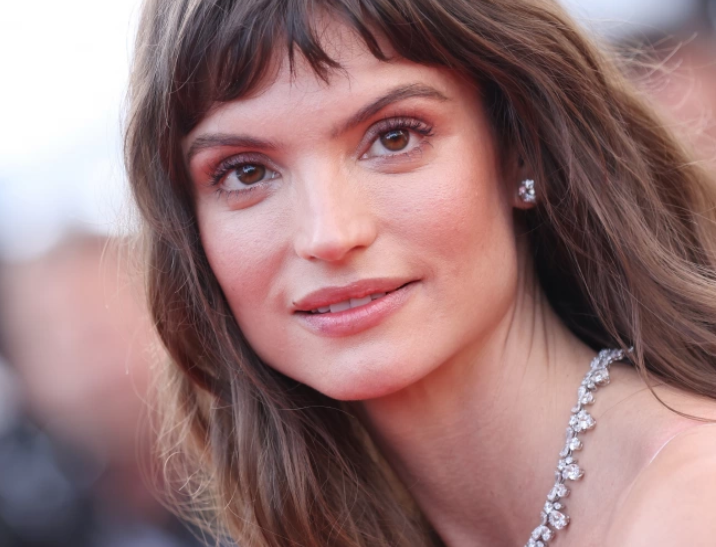 Актрисата от Триъгълник на тъгата Чарлби Дийн си отиде на 32 години