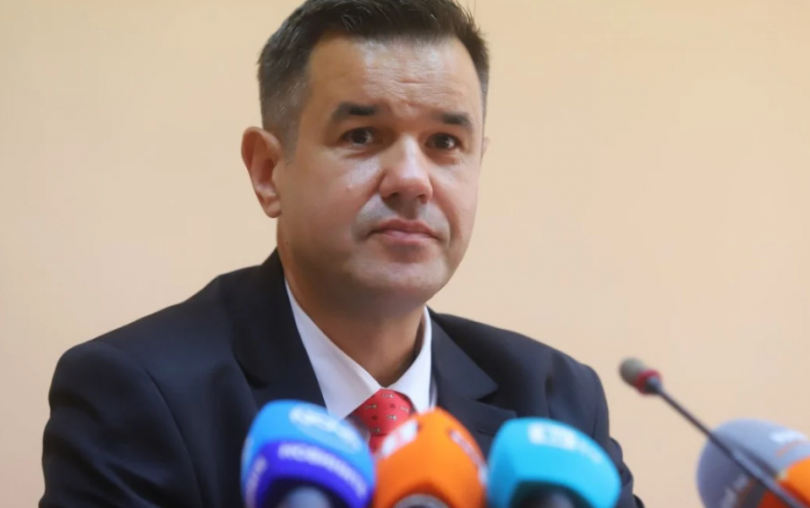 Държавата подготвя мерки за намаляване на цените на горивата