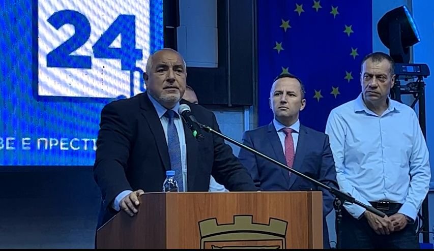 ПЪРВО В ПИК TV! Борисов от Благоевград за Промяната: Скъсаха се да крадат и на шестия месец ги пенсионираха. Защо арестуваха Севда?! Защото е по-добра от Ленчето (ВИДЕО)