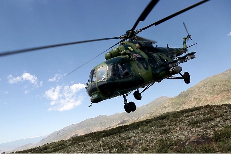 Турист пострада в Пирин, транспортираха го до болница с военен хеликопер