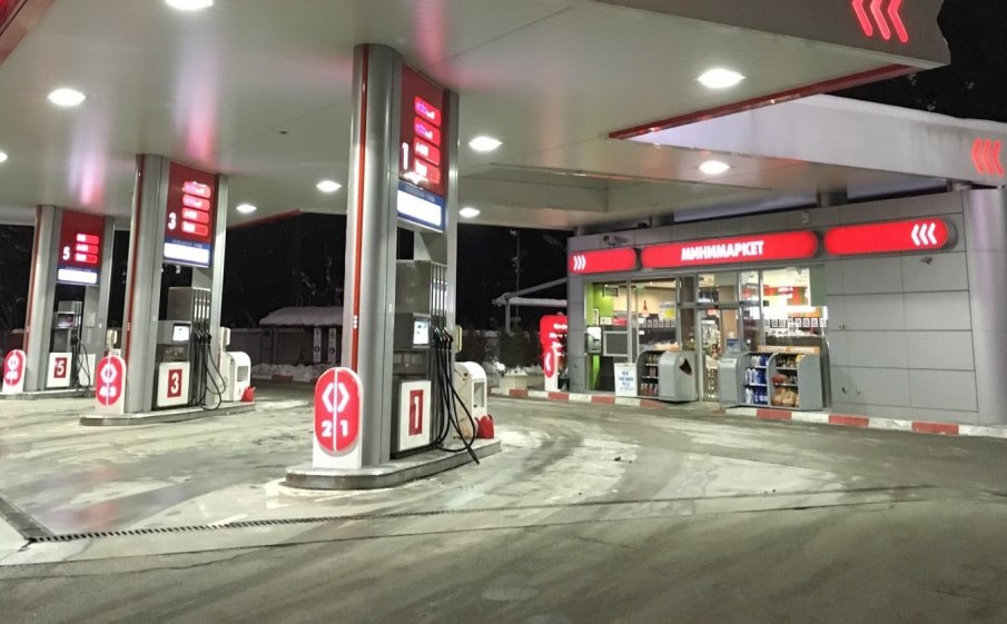 СТРОГИ МЕРКИ: Забраняват алкохола по бензиностанциите в Пловдив след 22 часа