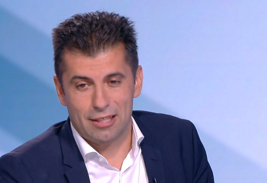 Просто Киро пак запя пенсионерската песен за Борисов