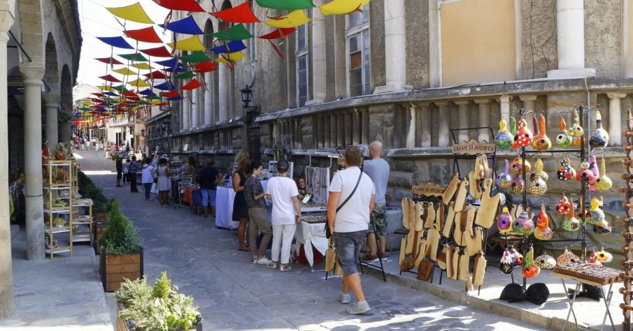 Велико Търново става есенна арт-столица с празника „Нощ на Самоводската чаршия“ и Фестивал на занаятите