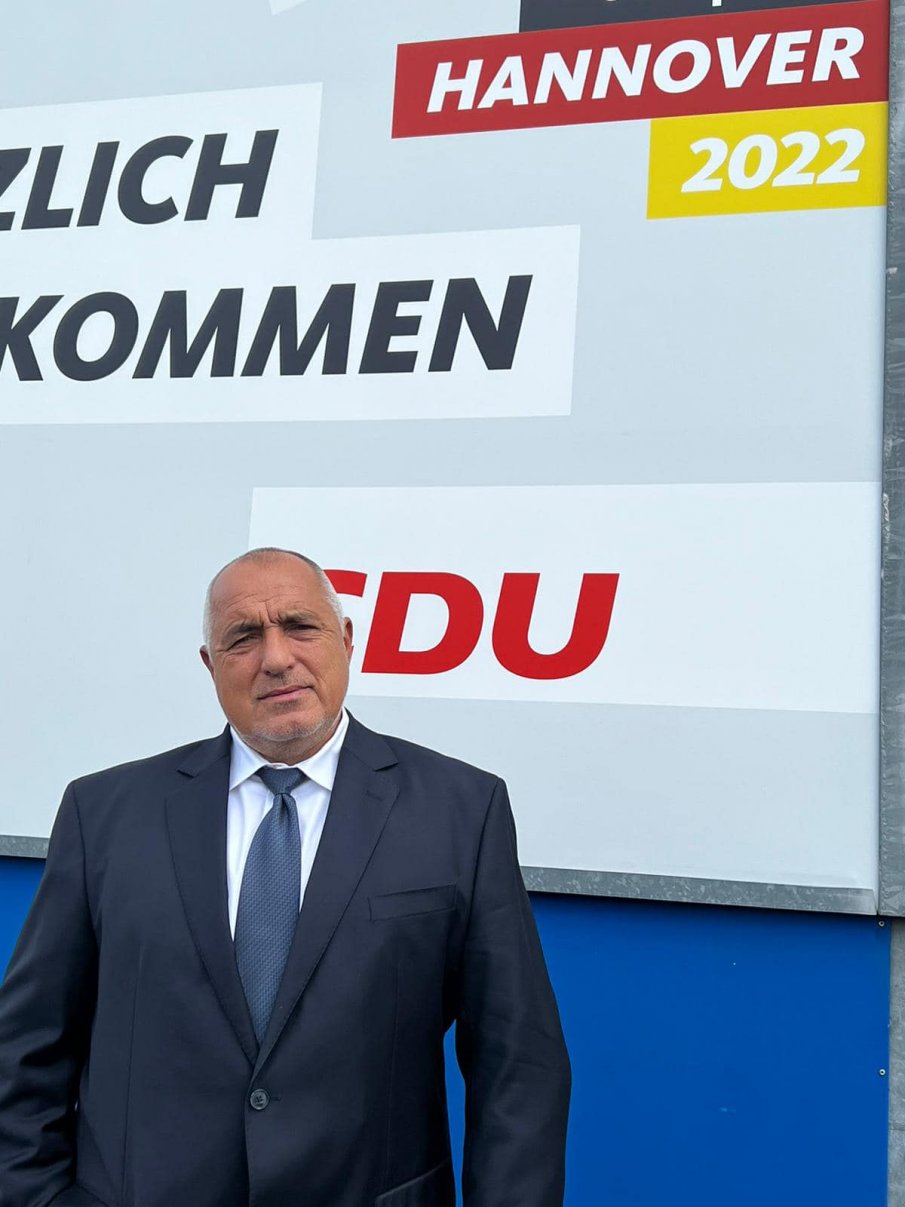 ПЪРВО В ПИК: Борисов пристигна в Хановер за конгреса на ХДС