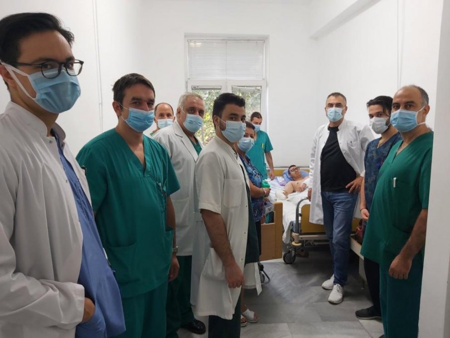 Направиха четири операции накуп на момчето от катастрофата край Панчарево