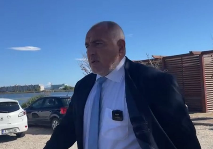 ГОРЕЩО В ПИК TV! Борисов: Промяната я няма от 30 дни и цените на горивата са вече с 30% надолу! Далаверите им продължават да излизат наяве. В Украйна има само един агресор - Путин, у нас са двама - Киро и Асен (ВИДЕО/ОБНОВЕНА)