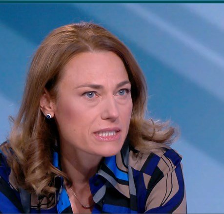 Ива Митева разобличи лъжите на “Продължаваме промяната”