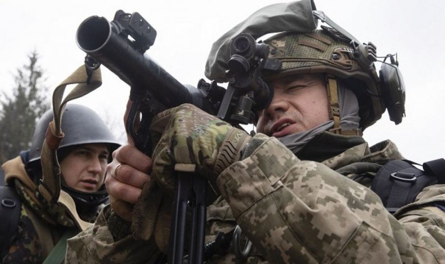 САЩ работят по изкуствен интелект за прогнозиране на нуждите на Украйна от оръжия