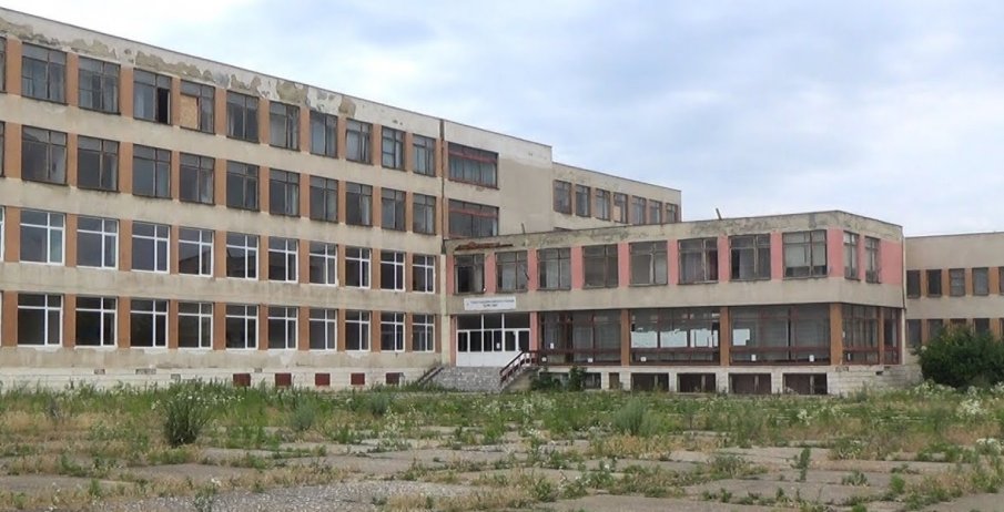 ИЗВЪНРЕДНО: Сигнали за бомби, стрелба и масови убийства в училища в България