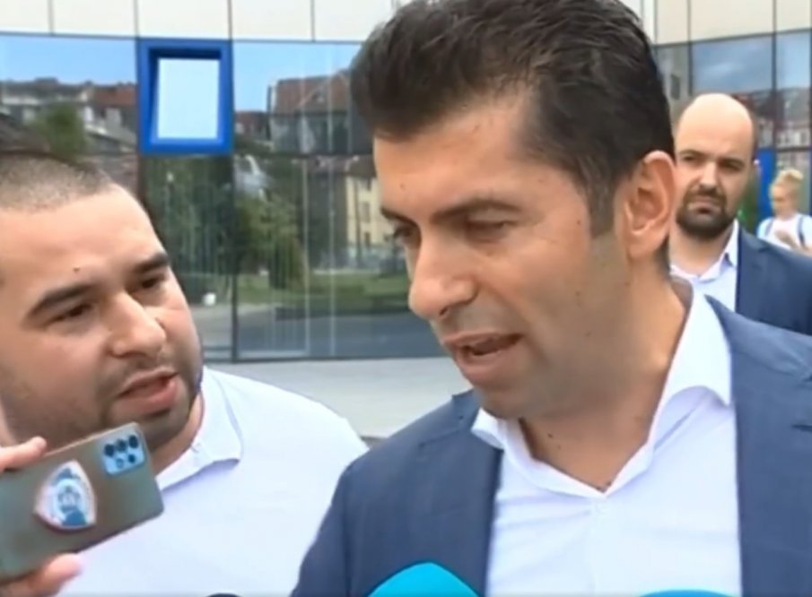 Киро най-после призна: Гласувате за ПП или ДБ, получавате БСП!