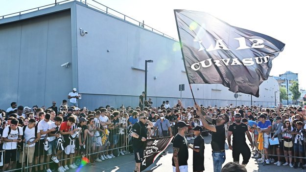 И феновете се отдръпват от Юве