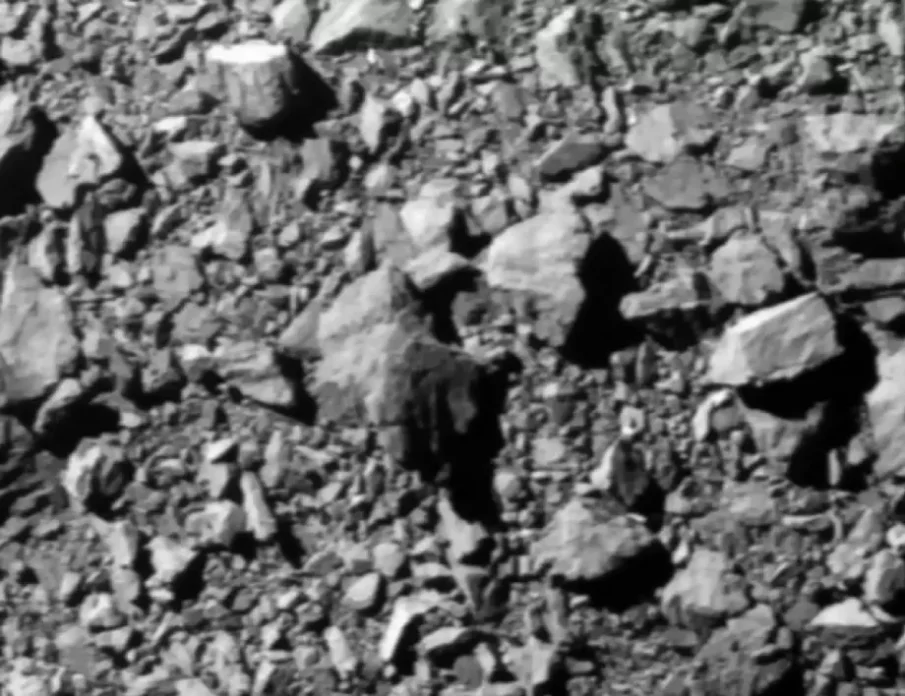2 секунди преди сблъсъка: НАСА публикува най-детайлната снимка на астероида Диморф (ВИДЕО)