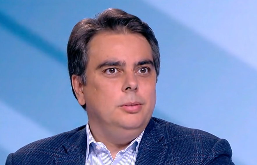 Асен Василев поиска ГЕРБ и ДПС да подпишат самопризнания, че са рекетирали фирми, и тогава ще се коалират с тях