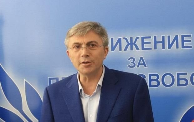 Карадайъ гласува с машина