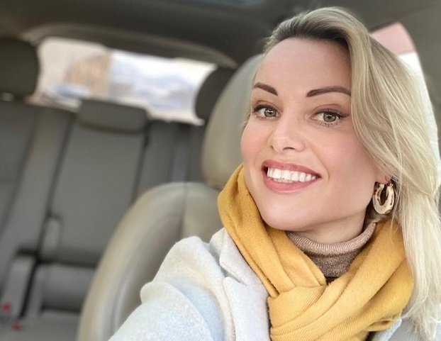Журналистката Марина Овсянникова потвърди, че е избягала