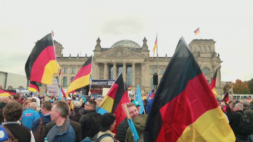 И в Берлин хиляди протестираха против санкциите срещу Русия и поскъпването на живота