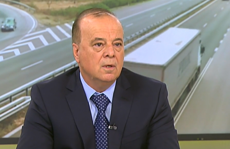 Тенчо Тенев: Щом полицайките си слагат хиалурон, представете си какво е при началниците