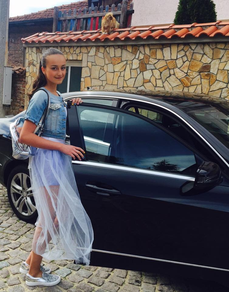 Дъщерята на Соня Немска се качи на една сцена с 50 cent