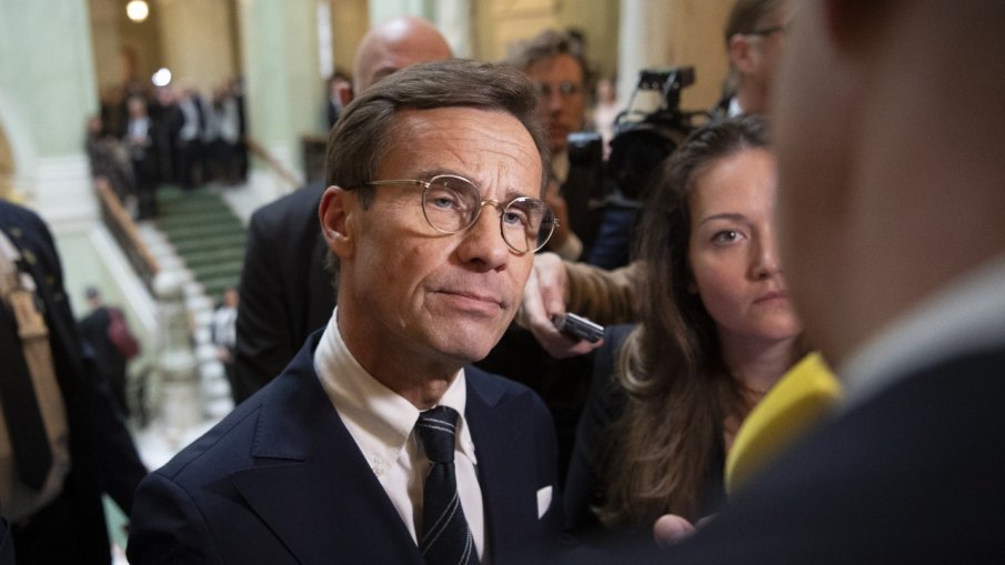 Лидерът на консерваторите стана премиер на Швеция