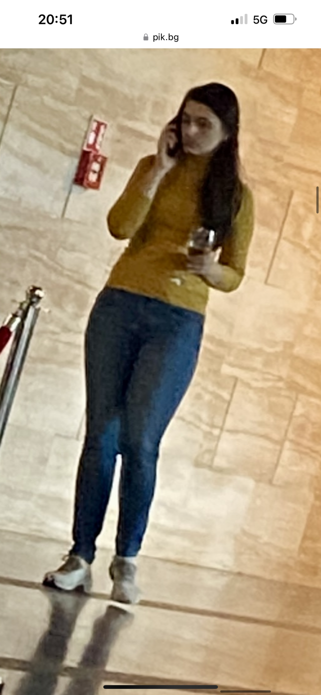 САМО В ПИК: Иконата на Промяната Лена наля бедра и се пропи