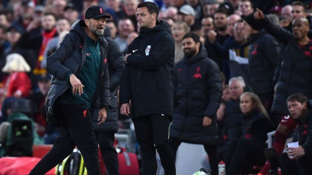 ГРЪМ ОТ ОСТРОВА: Клоп съди босовете на Ман Сити?