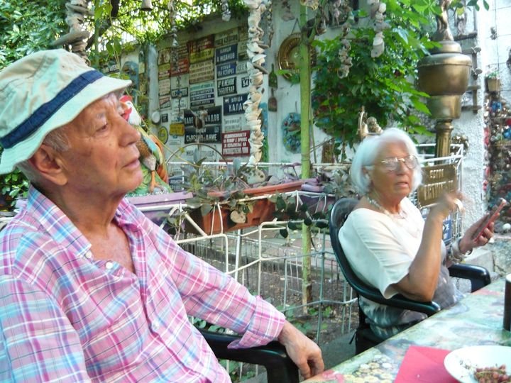 Поетът Недялко Йорданов с покъртителен разказ как снощи за минути си е отишъл негов приятел след...стачка на Бърза помощ