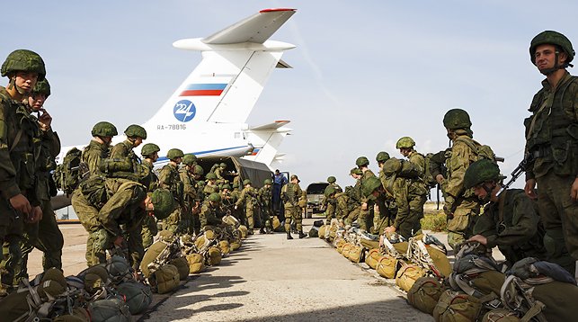 Русия прехвърля в Украйна значителна част от сирийския си контингент