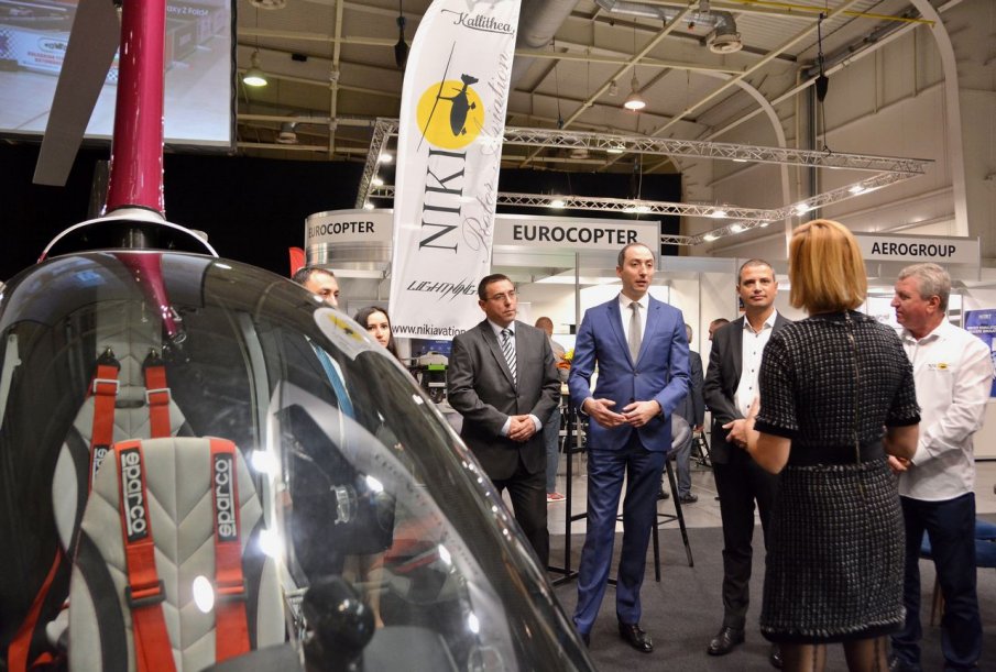 Работят по максимално облекчени процедури за използване на дронове