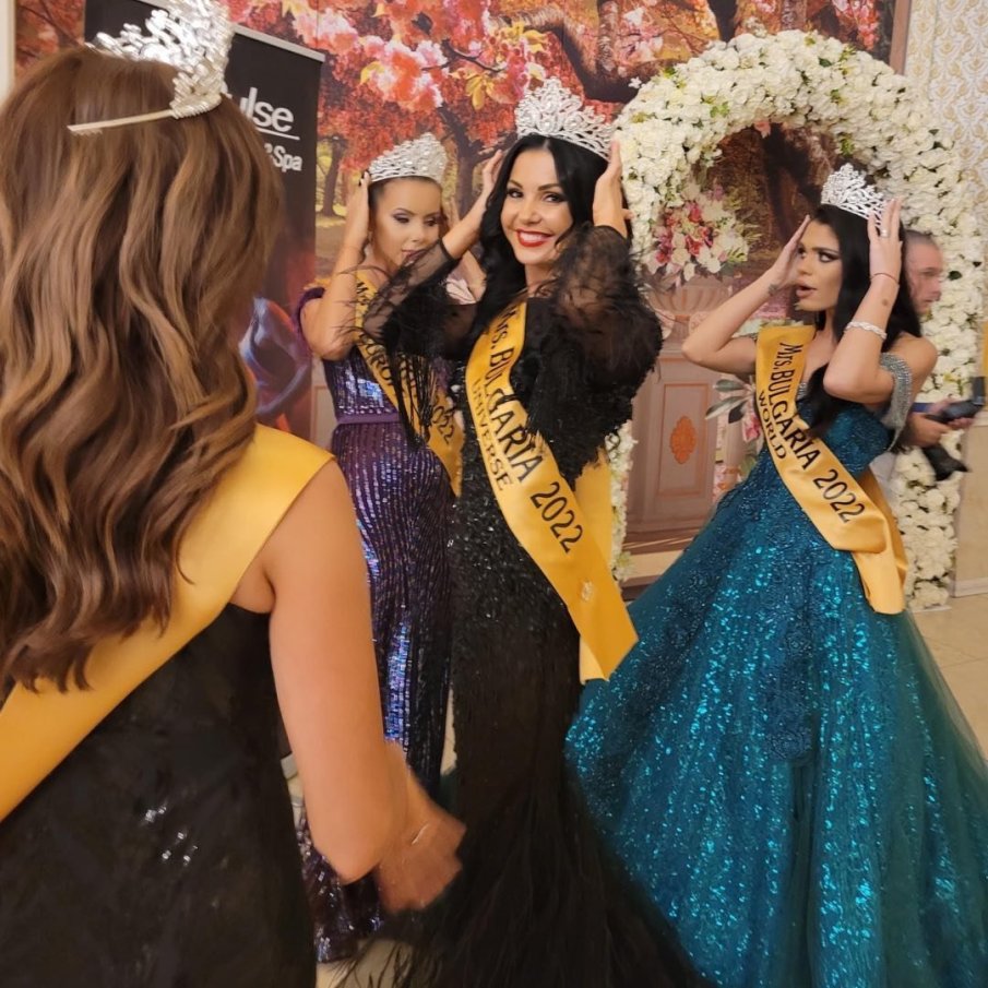 Юристка от Варна е новата Мисис България Вселена