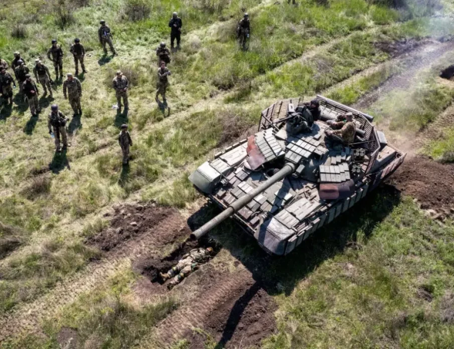 Русия започна изтеглянето от Херсон