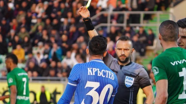 СТАВА СТРАШНО: Боби Михайлов изхвърли петима съдии, Сватбата изгоря