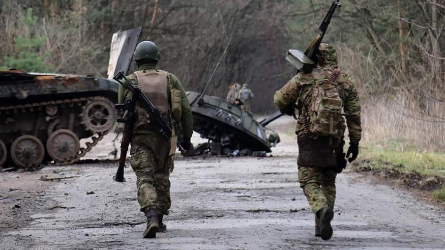 Мобилизирани руски войници се правят на мъртви на фронта, за да избегнат реални бойни действия Мобилизирани руски войници се правят на мъртви на фронта, за да избегнат реални бойни действия