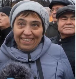 Щастлива рускиня се похвали, че изпраща и двамата си синове на война (ВИДЕО)