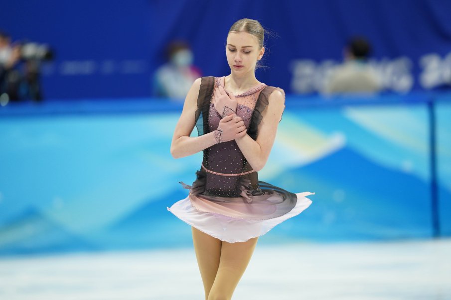 СРАМ: Александра Фейгин пропуска първенство заради студ в Зимния дворец