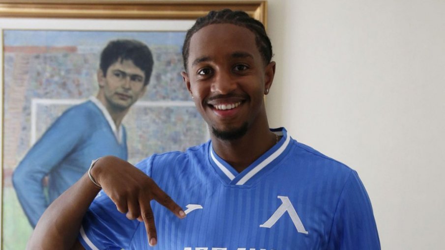 Трус на Герена! Левски гони чужденец