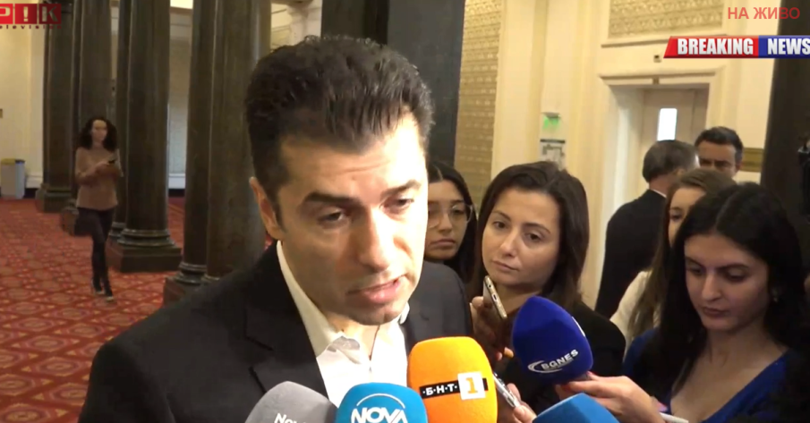 ЕКШЪН В ПИК! На Киро му е виновна оградата по границата, но не и управлението на Рашков и Демерджиев за убийството на полицай Бъчваров! Въпрос за Булгаргаз го смути и прекъсна опорките му (ВИДЕО/ОБНОВЕНА)