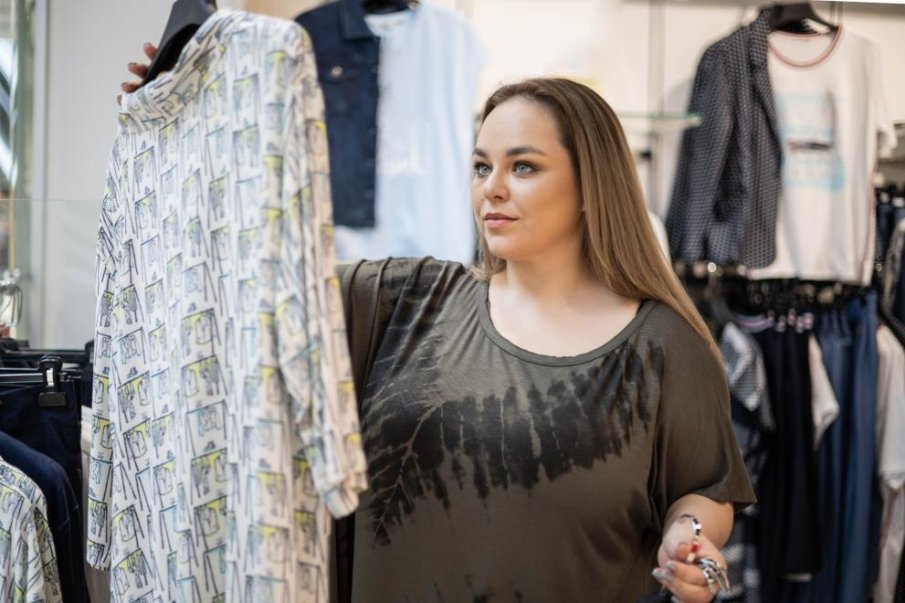 САМО ЗА ДАМИ: Блогърка разкри с какви дрехи да „излъжете” изпъкналия корем