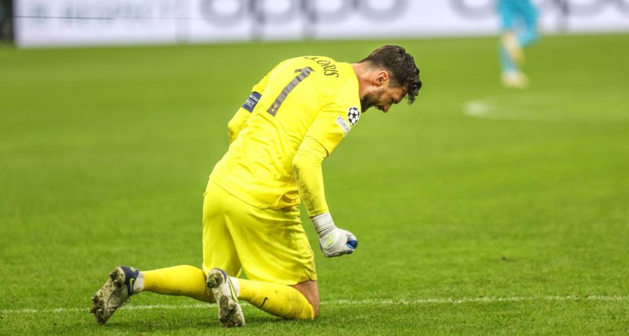 Вратарят на Франция не иска да носи лента с цветовете на дъгата в Катар