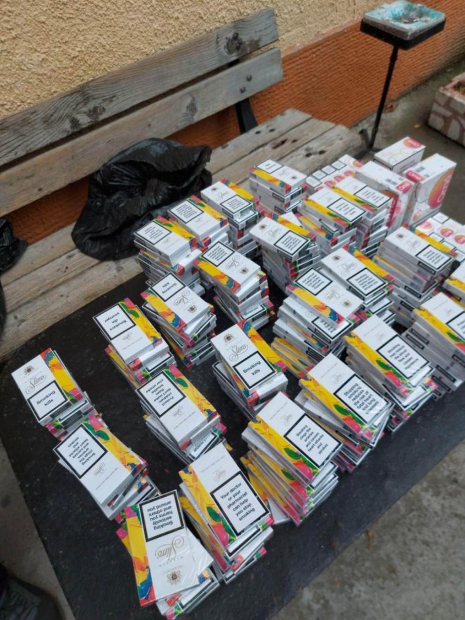 Иззеха голямо количество цигари и фалшиви стоки в Хасковско